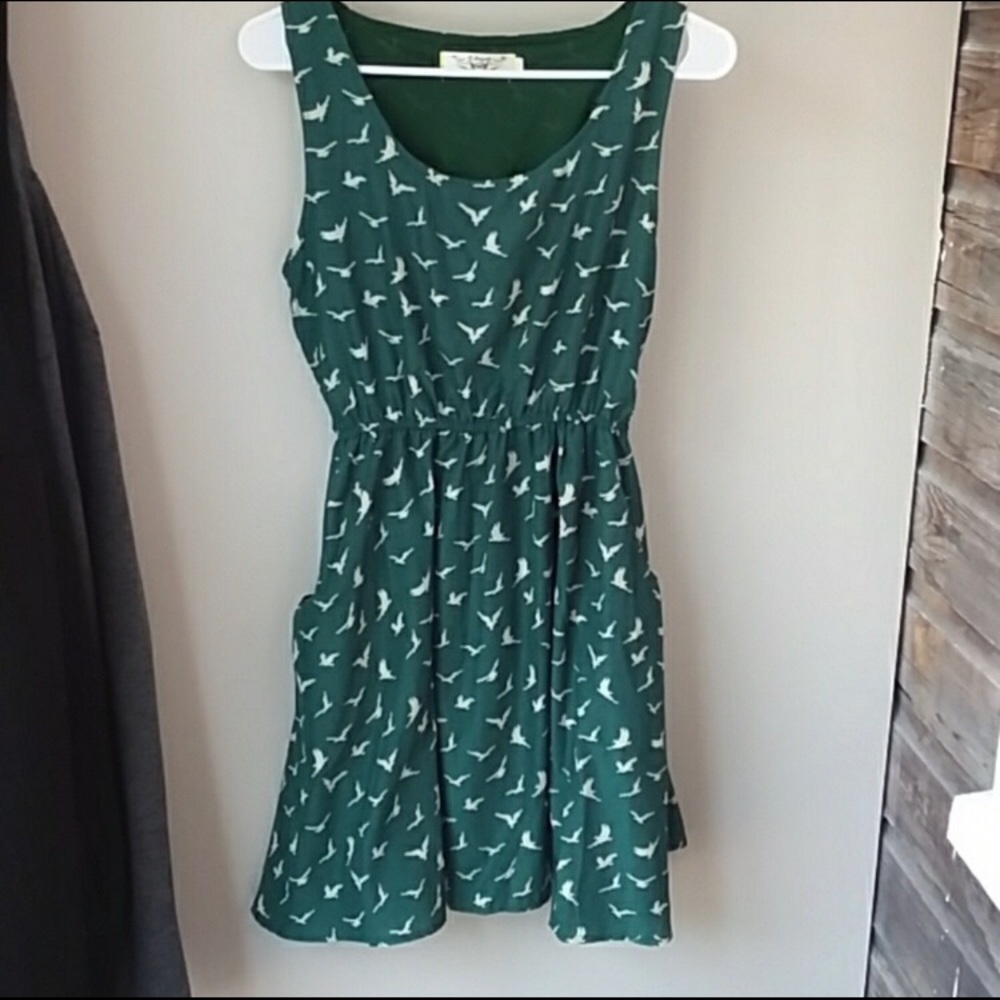 Green sundress with birds AND POCKETS
